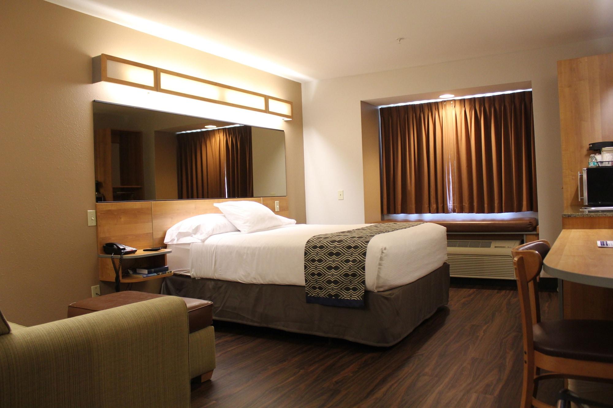 Microtel & By Wyndham Hotel