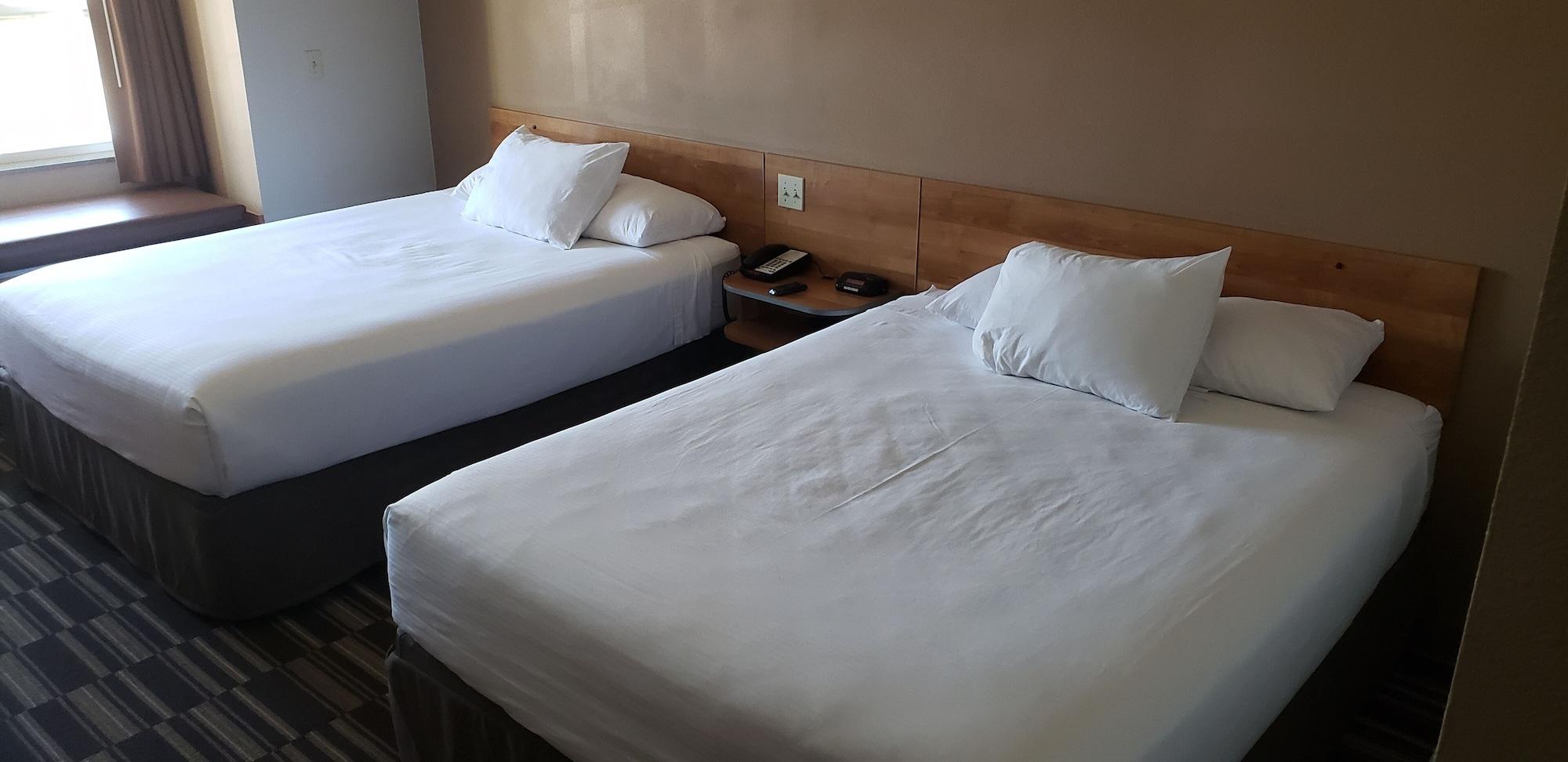 Hotel Microtel & By Wyndham